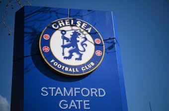British tycoon Ratcliffe makes $5.Three billion bid for Chelsea