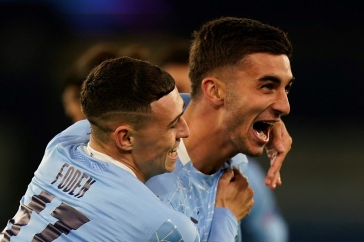 Man City recover from slow start to see off Porto