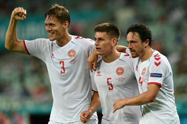 Denmark hold off Czech fightback to keep Euro 2020 dream alive