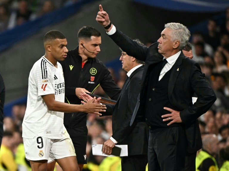 Ancelotti will make do without Mbappe for the visit to face Atletico. AFP