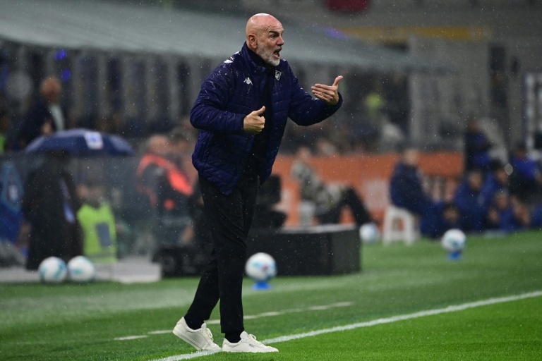 OFFICIAL: Fiorentina sack Pioli after winless start in Serie A