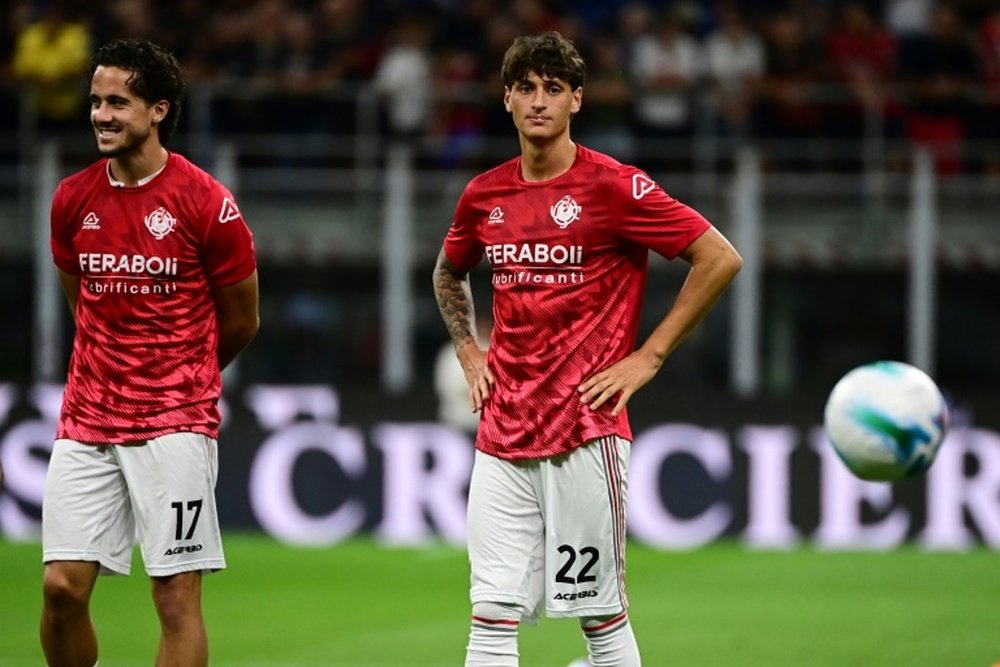 Romano Floriani Mussolini (R) made his Serie A debut with Cremonese on Friday. AFP