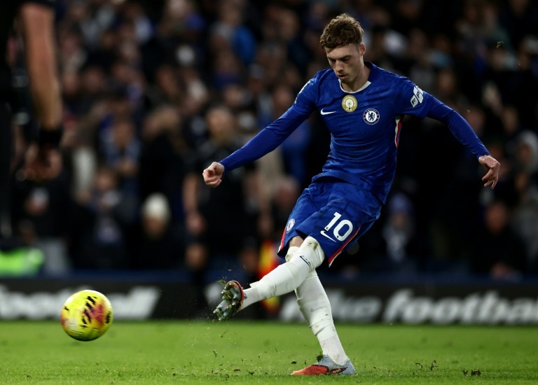 Rosenior spegne i rumors su Palmer: "È felice al Chelsea"