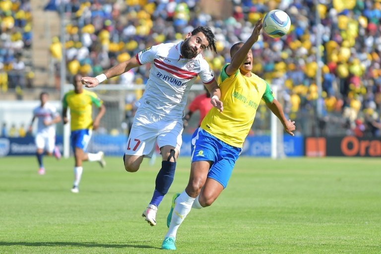 Zamalek's Basem Abdall (L) goes head to hand with  Wayne Arendse in the CAF Championship final. AFP