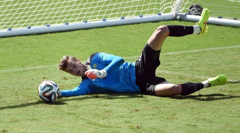Langerak makes Levante switch