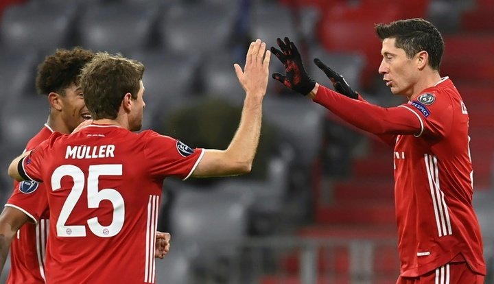 Bayern reach last 16 as Lewandowski matches Raul goal tally