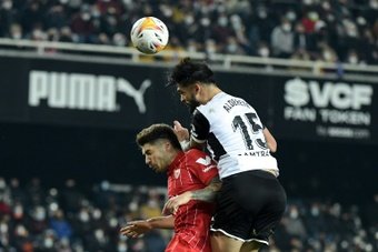 Blow for Sevilla in title race after draw with Valencia. AFP