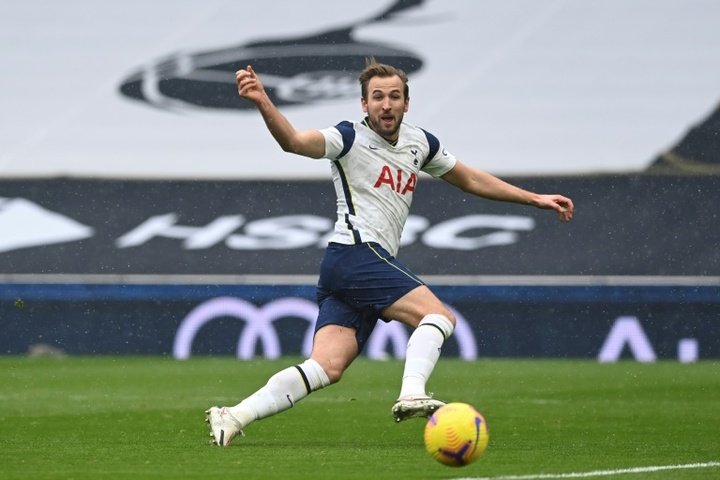 Kane nets brace as Tottenham book place in Conference League group stage