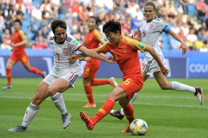 China and Spain go through as Germany win big