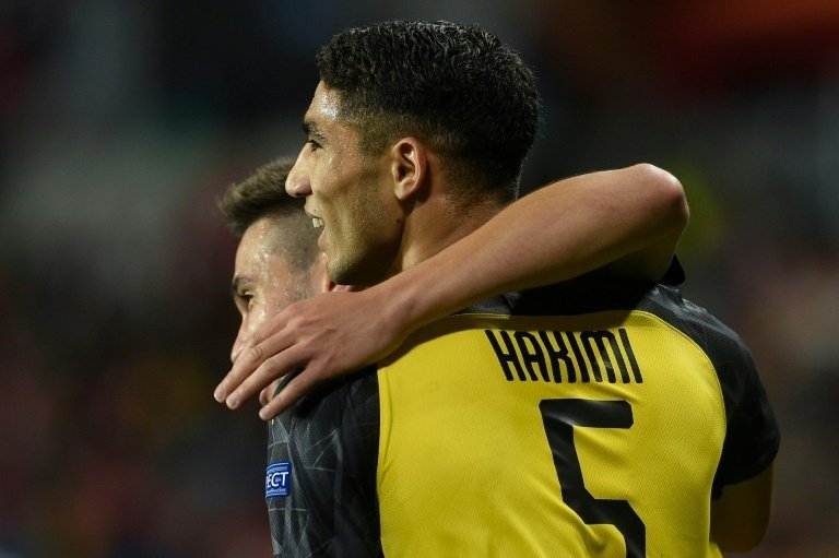 Hakimi brace gives Dortmund win at Slavia Prague