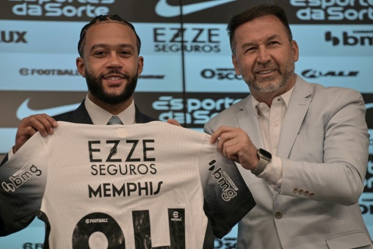 Corinthians, one of Brazil's most successful football clubs, has forced out its president Anthony Melo who is facing criminal charges of theft and money laundering.