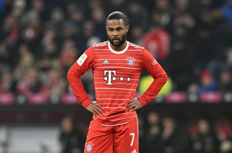 Bayern's Salihamidzic calls Gnabry 'amateurish' as 'the title is at stake'