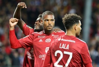 Brest moved top of Ligue 1 on Saturday, the modest team from Brittany dishing out a 1-0 defeat to ailing French giants Lyon.