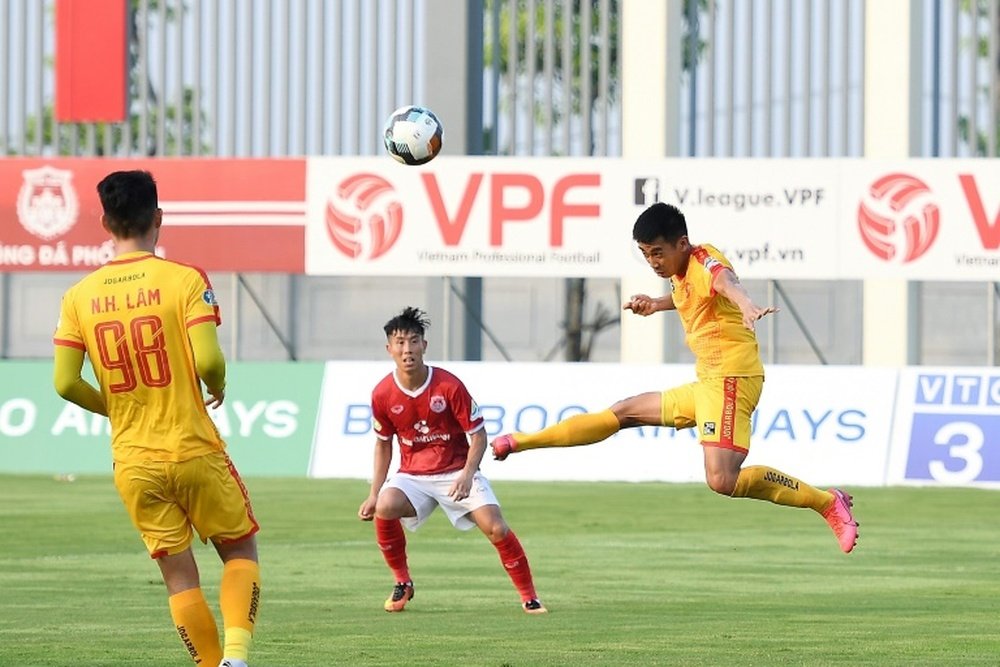 The Vietnamese league has been suspended due to the coronavirus. AFP