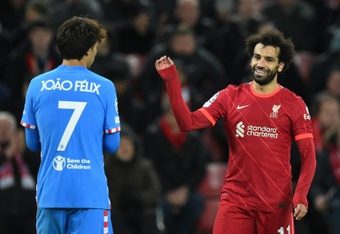Liverpool push aside 10-guy Atletico to e book area in Champions League ultimate 16