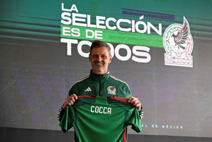 2026 World Cup co-hosts Mexico name Cocca as manager