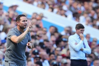 Gerrard wins duel with Lampard to get Villa's first points