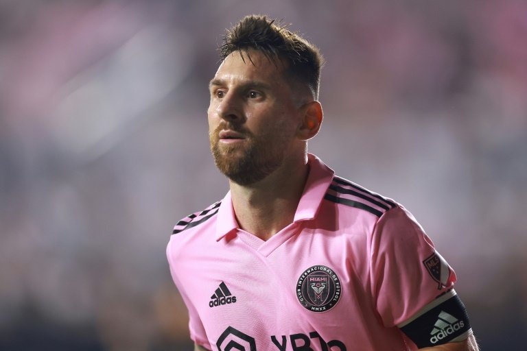 Messi scores twice as Miami crush Atlanta