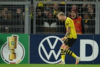 A strike from Marco Reus gave Borussia Dortmund a 1-0 home German Cup win over Hoffenheim while Bayer Leverkusen needed a late flurry of goals to reach the last 16 on Wednesday.