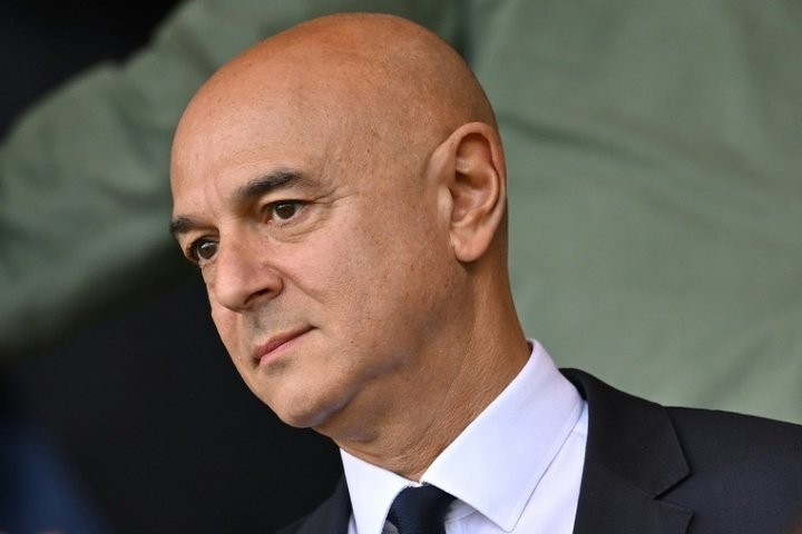 Tottenham in talks with 'prospective investors', confirms Levy