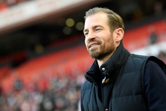 Jan Siewert has become the second coaching casualty of Bundesliga side Mainz's poor season, with the manager fired on Monday.