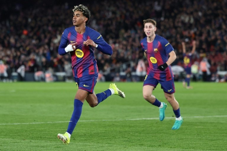 Yamal nets stunner as Barca beat Oviedo to reclaim top spot