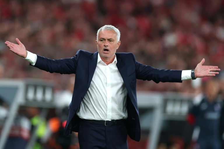 Mourinho Chelsea return prompts old memories, mixed feelings