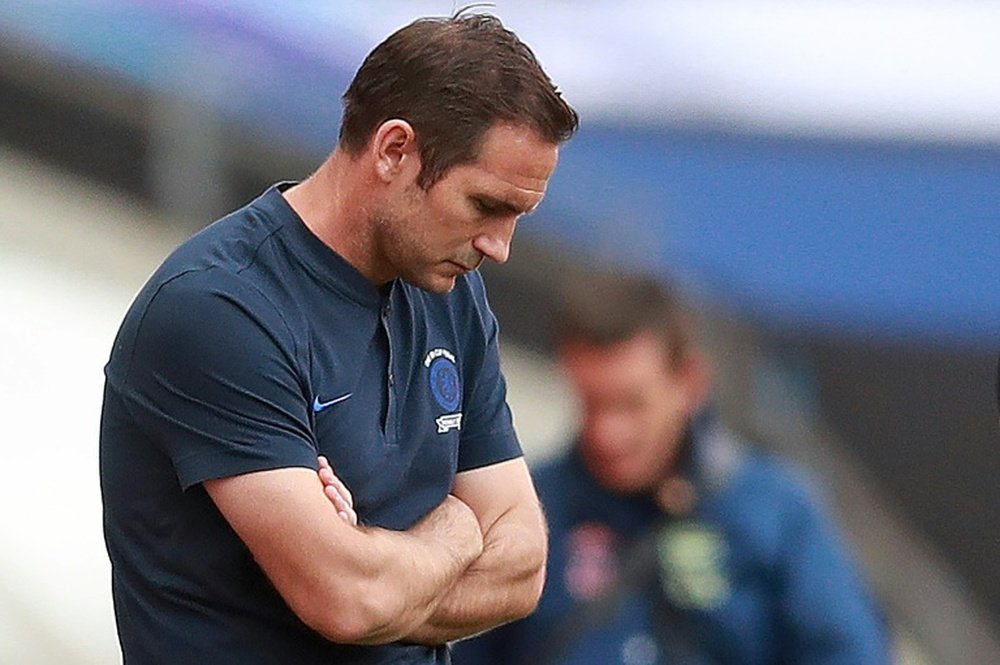 Frank Lampard was not happy after Chelsea lost the FA Cup final. AFP