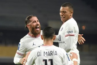 PSG a point far from tenth French title as Champions League fight heats up