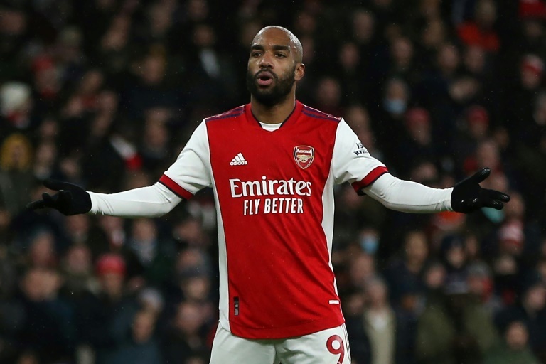 ï»¿Lyon aim for Lacazette return from Arsenal