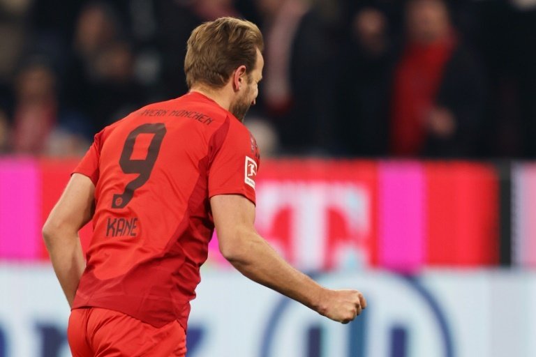 Kane hits brace as Bayern beat Bremen to move nine clear