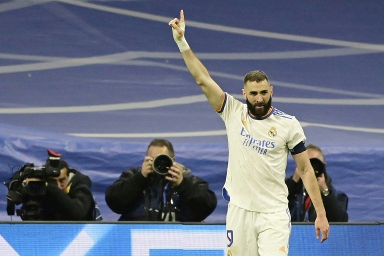 Benzema hat-trick sees Real Madrid knock PSG out of Champions League