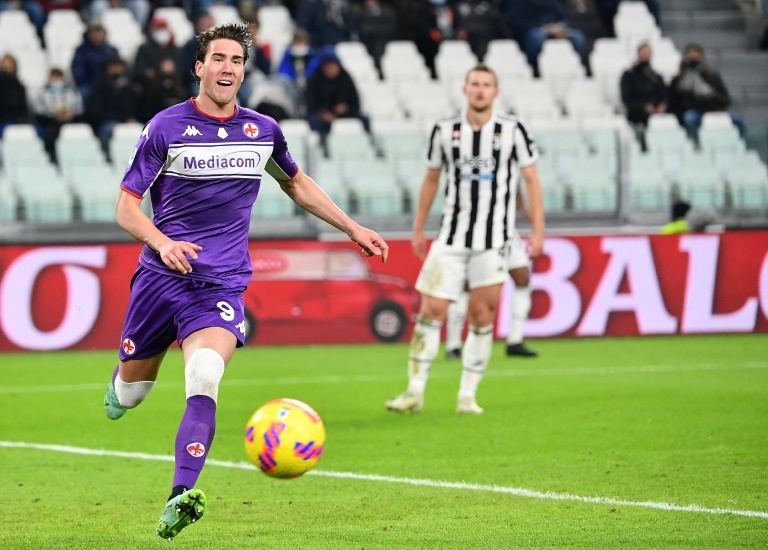 ï»¿Juventus reportedly bid 70 million euros for rising famous person Vlahovic