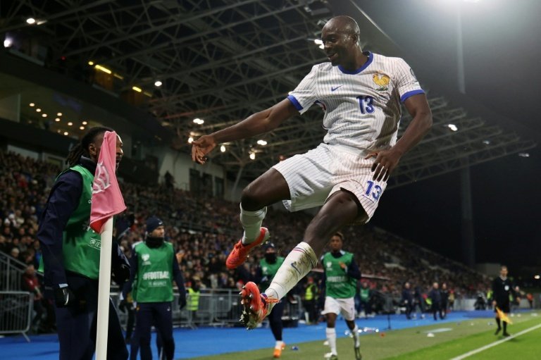 Mateta off mark but France held by Iceland in World Cup qualifying