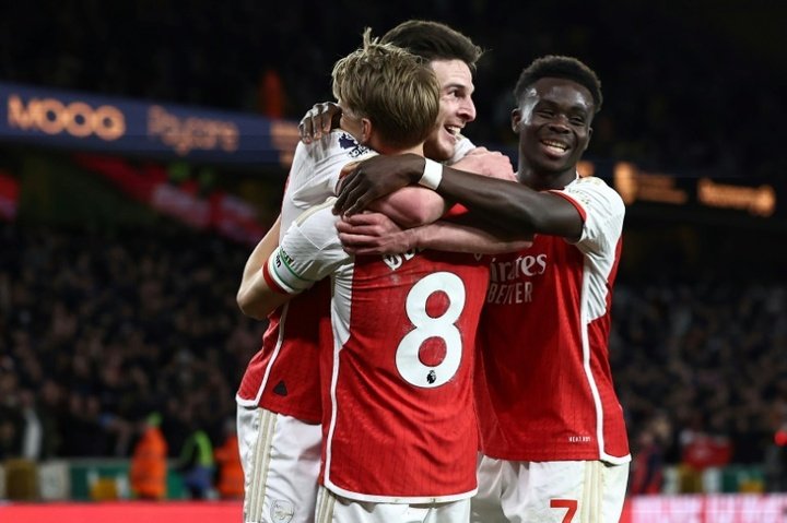Arsenal and Liverpool bounced back from European exits. AFP