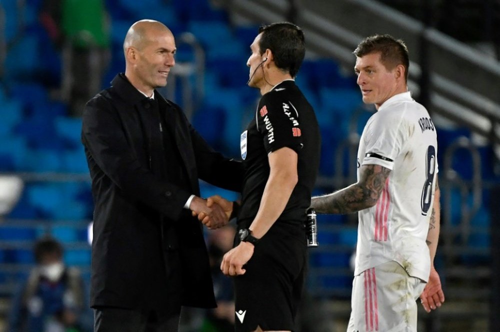 Zidane was angry with the referee after Real Madrid 2-2 with Sevilla. AFP