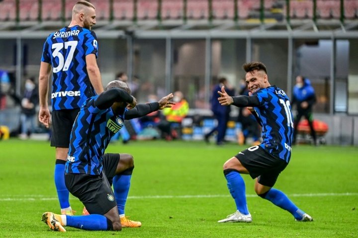 Inter seek Fiorentina lift, Juve and Roma battle for third spot