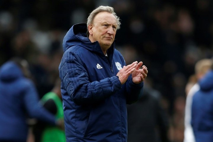 Warnock comes out of retirement leading Huddersfield to victory