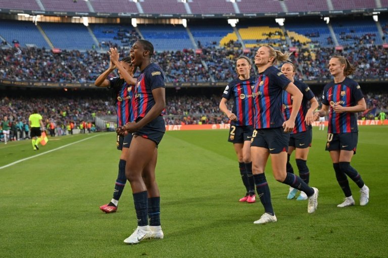 Barcelona block Chelsea path to Women's UCL final