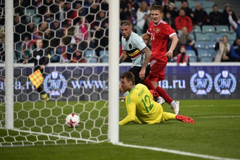Bukharov saves Russia in first Sochi match