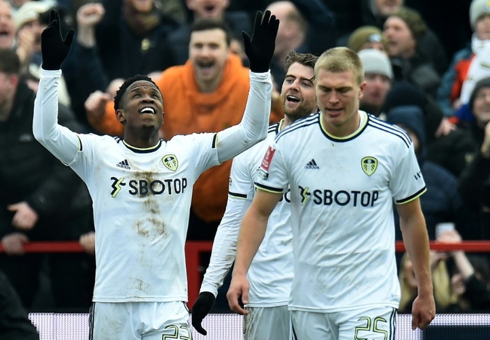 Sinisterra (L) scored in Leeds 3-1 win over Accrington. AFP