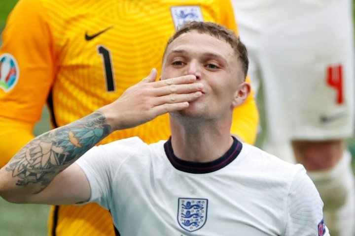 Trippier becomes first signing under Newcastle's new Saudi owners