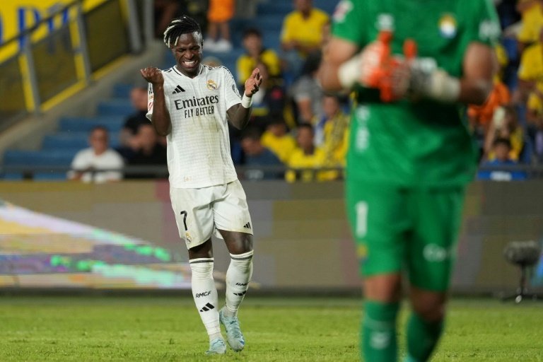 Real Madrid held by Las Palmas