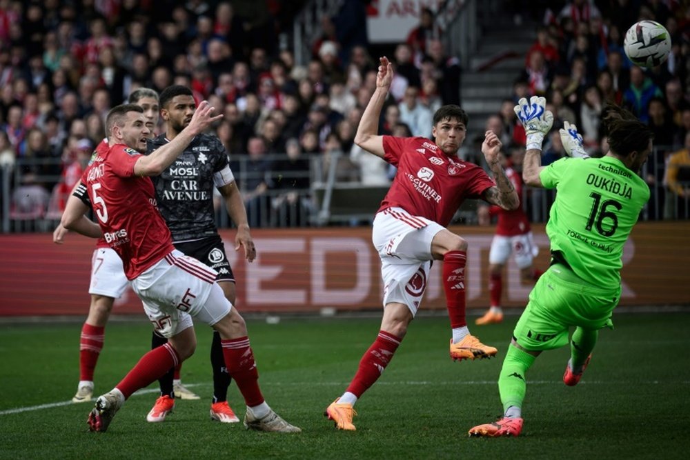 Brendan Chardonnet (L) scored Brest's opener in their 4-3 win over Metz. AFP