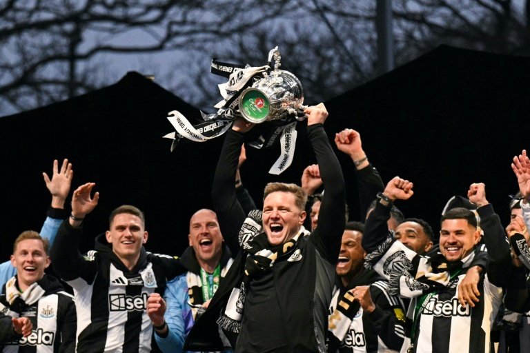 150,000 Newcastle fans line streets to celebrate end to trophy drought