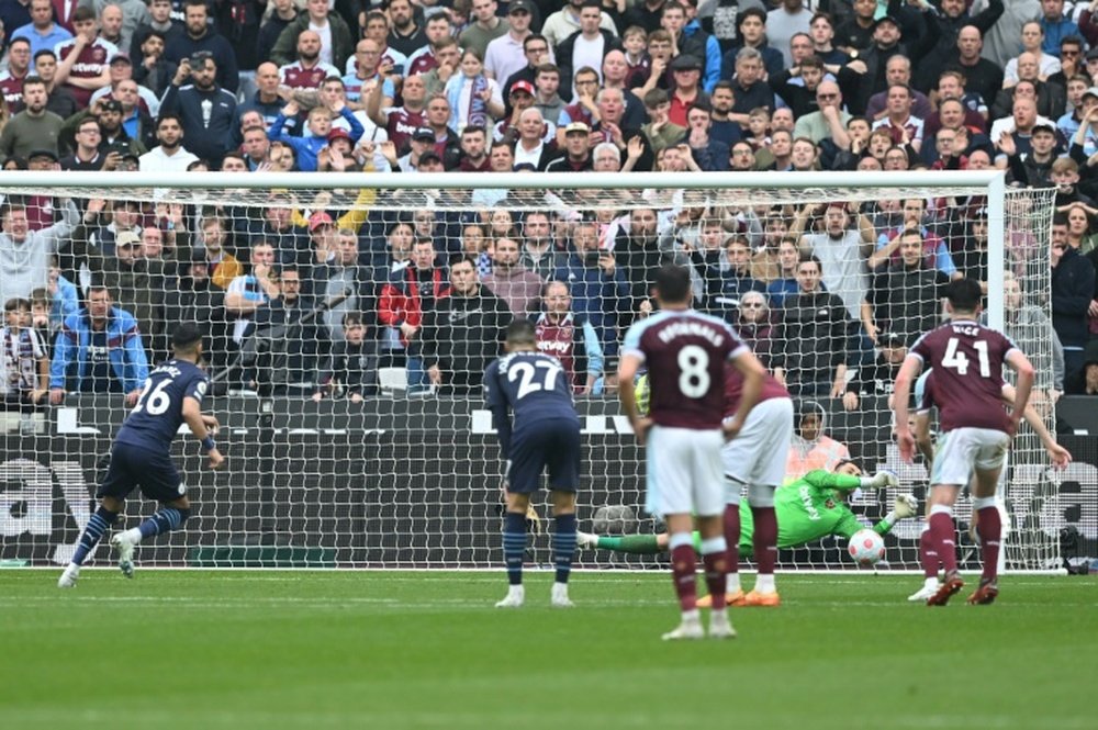 Manchester City could have come back but Mahrez missed the penalty. AFP