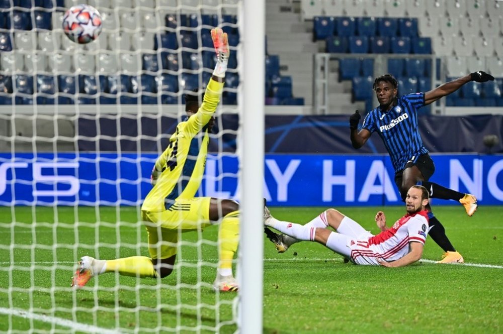 Atalantas Colombian forward Duvan Zapata (R) scored twice in Bergamo. AFP