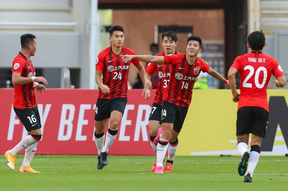 Li Shenglong's double saw Shanghai SIPG beat Sydney FC 2-1 in Doha. AFP