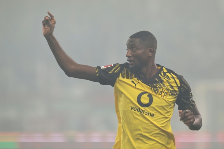 Guirassy lifts Dortmund past Augsburg ahead of Man City clash