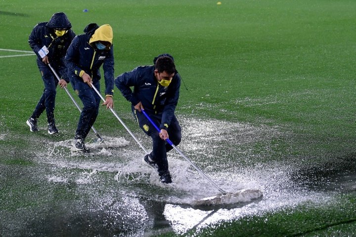 Heavy rain delays Villarreal's Europa League match with Maccabi Tel-Aviv